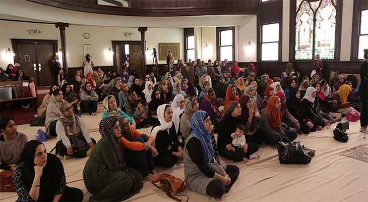 Are Women Allowed To Come Into The Mosque?
